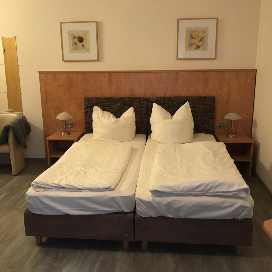 Apartment-Pension Schwalbennest Херцогенаурах Экстерьер фото