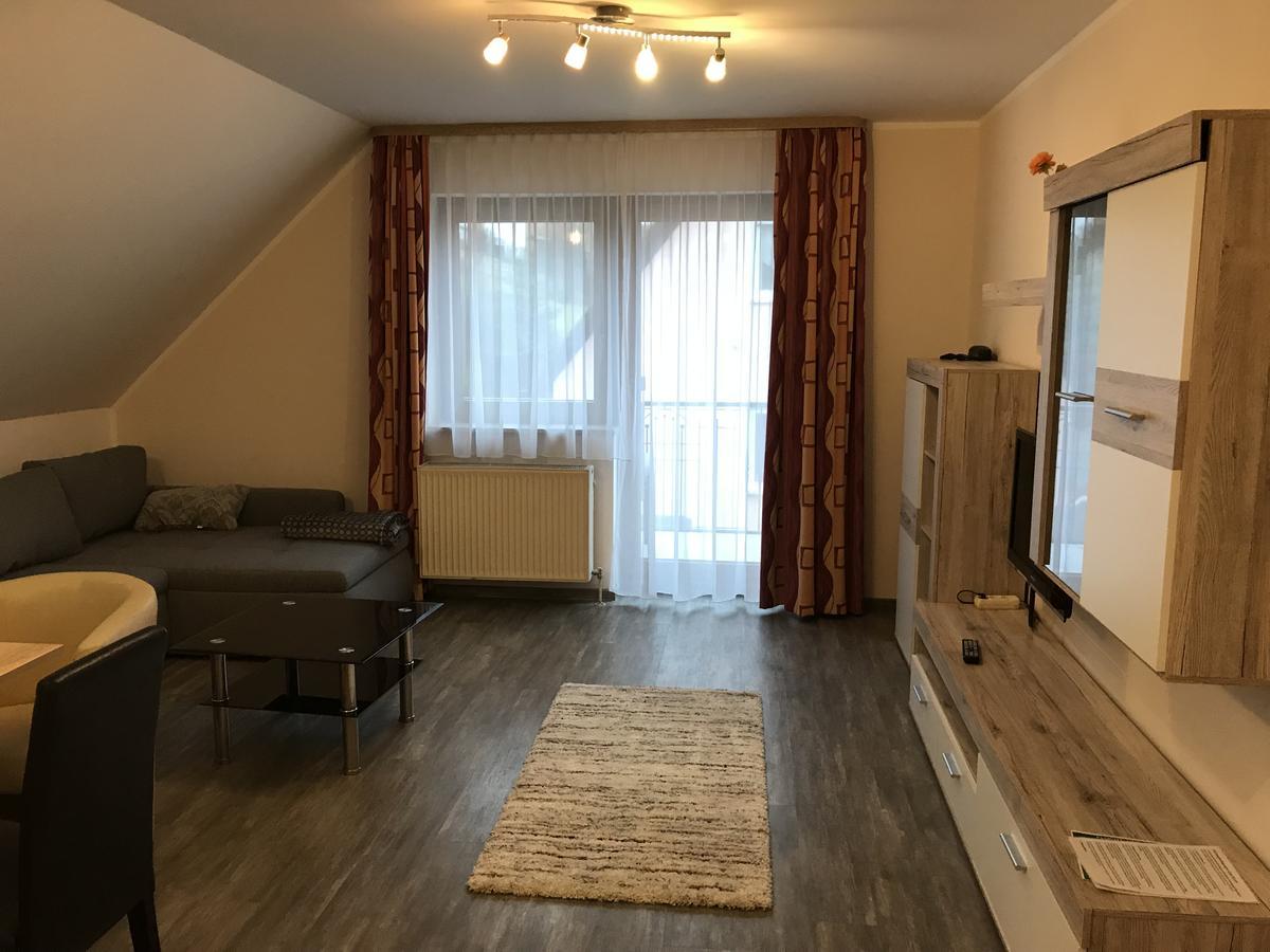 Apartment-Pension Schwalbennest Херцогенаурах Экстерьер фото
